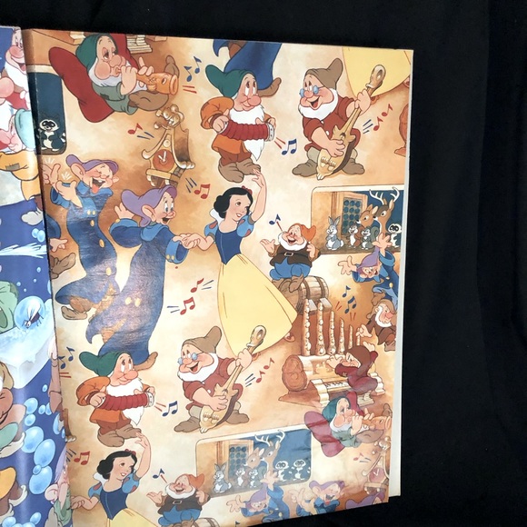 🎉HP!🎉 Vintage 1993 Disney Gift Wrap-Snow White and The Seven Dwarfs - Picture 7 of 12